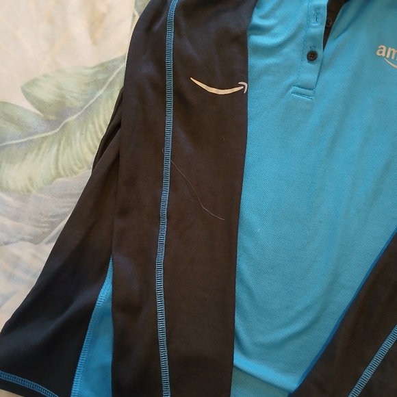 AMAZON - Picture 4 of 5